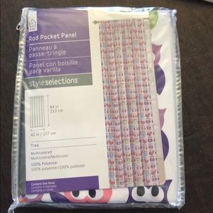 2 rod pocket panels and 2 valances for 1 window